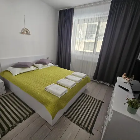 Apartment Summer Crib Mamaia-sat *