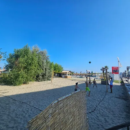 Summer Crib Mamaia-sat Navodari