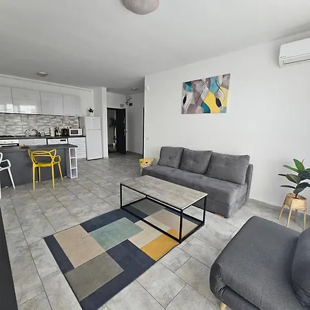 Apartment Summer Crib Mamaia-sat Navodari
