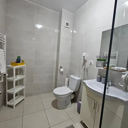 Apartment Summer Crib Mamaia-sat